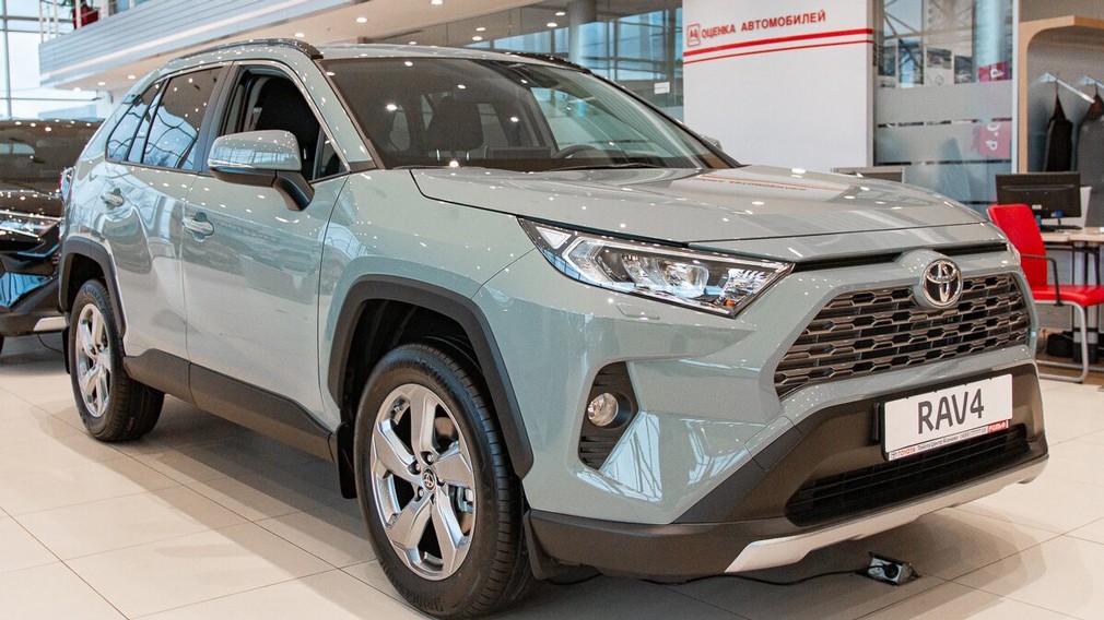 Автоконцерн Toyota в Петербурге нарастил производство в 2021 году и выпустил на 20% машин больше