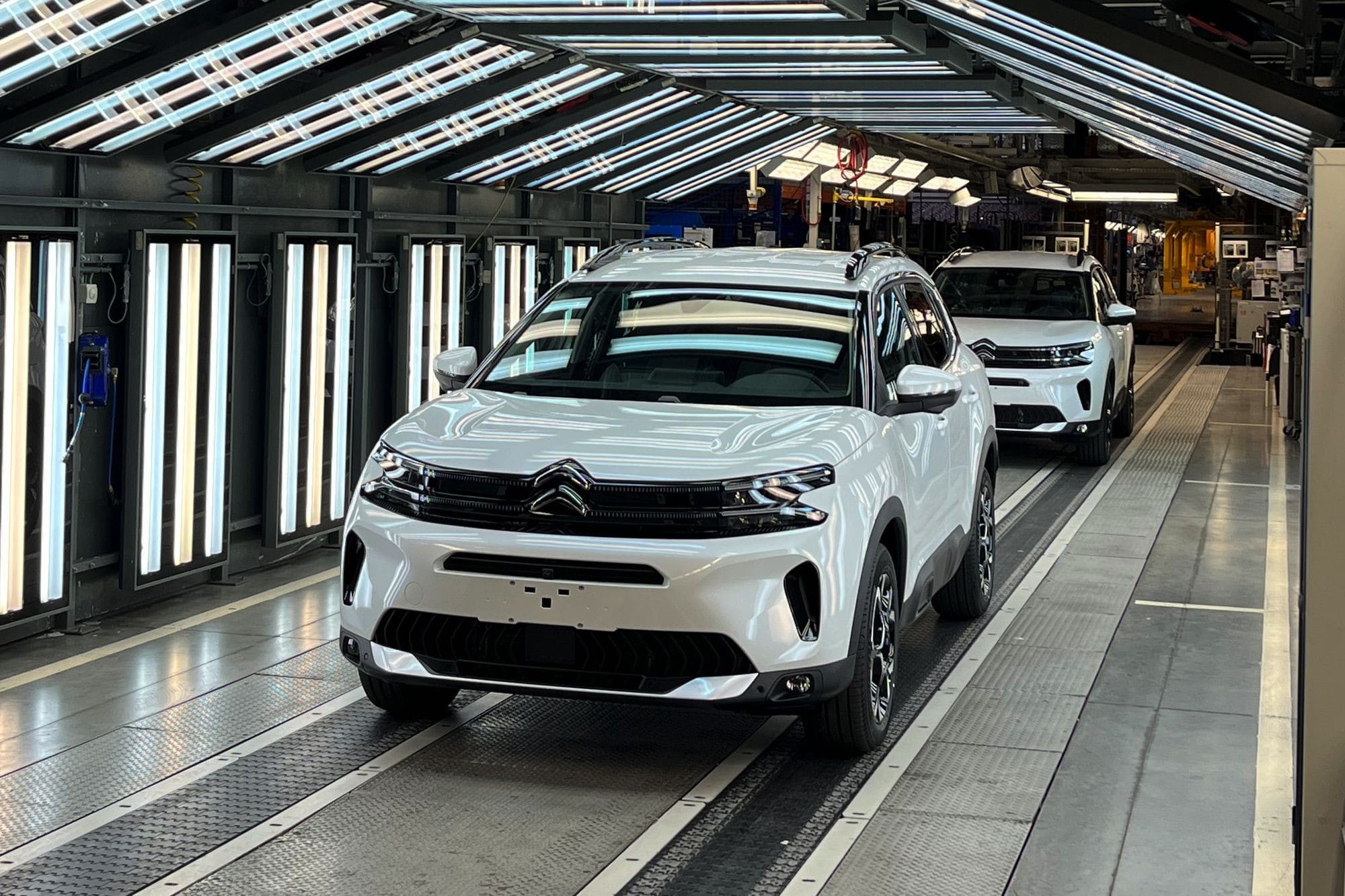 Серийная сборка кроссоверов Citroёn С5 Aircross стартовала на заводе в  Калуге