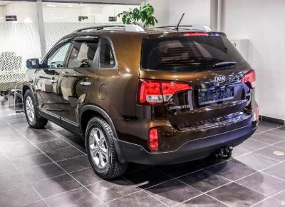 Фото Kia Sorento