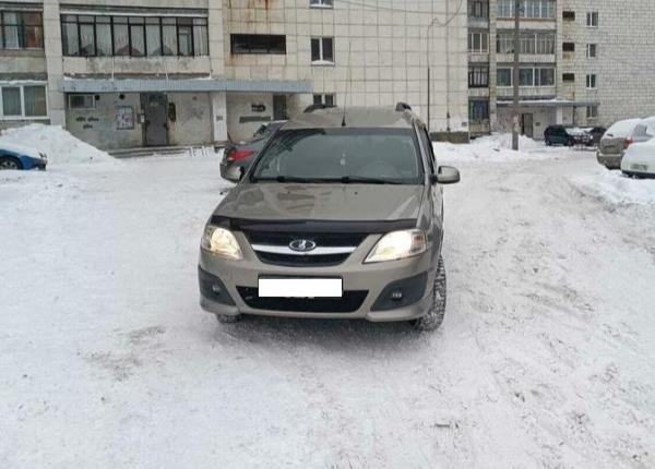 LADA (ВАЗ) Largus, 2012 год выпуска с двигателем Бензин, 850 000 RUB в г. Екатеринбург