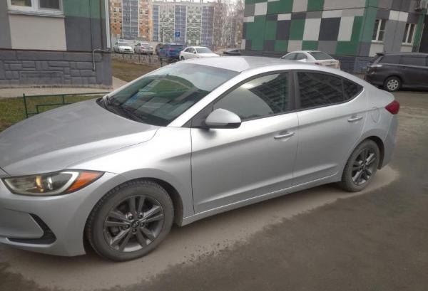 Hyundai Elantra, 2017 год выпуска с двигателем Бензин, 1 500 000 RUB в г. Челябинск