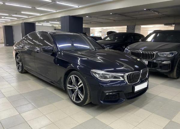 BMW 7 серия, 2015 год выпуска с двигателем Бензин, 3 900 000 RUB в г. Самара
