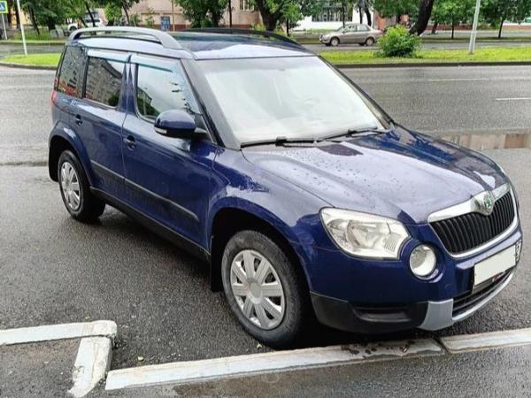 Skoda Yeti, 2010 год выпуска с двигателем Бензин, 690 000 RUB в г. Тюмень