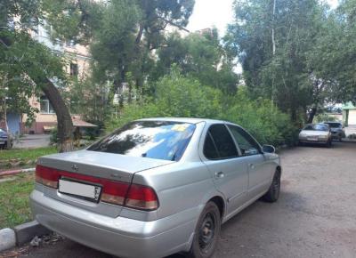 Фото Nissan Sunny