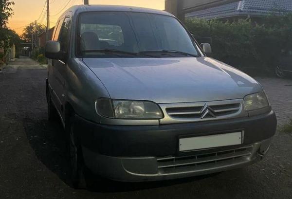 Citroen Berlingo, 2002 год выпуска с двигателем Бензин, 370 000 RUB в г. Ростов-на-Дону