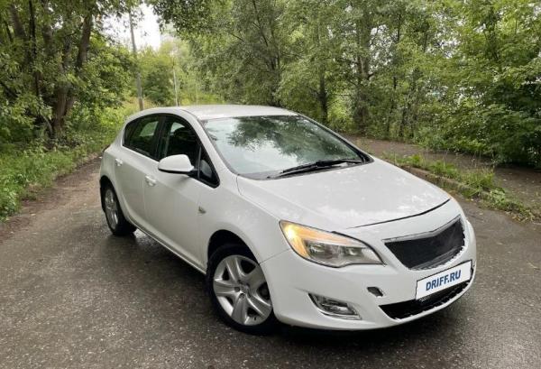 Opel Astra, 2011 год выпуска с двигателем Бензин, 718 800 RUB в г. Уфа