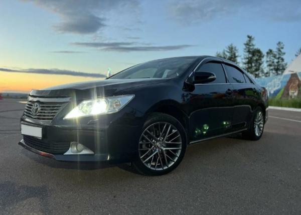 Toyota Camry, 2014 год выпуска с двигателем Бензин, 1 690 000 RUB в г. Москва