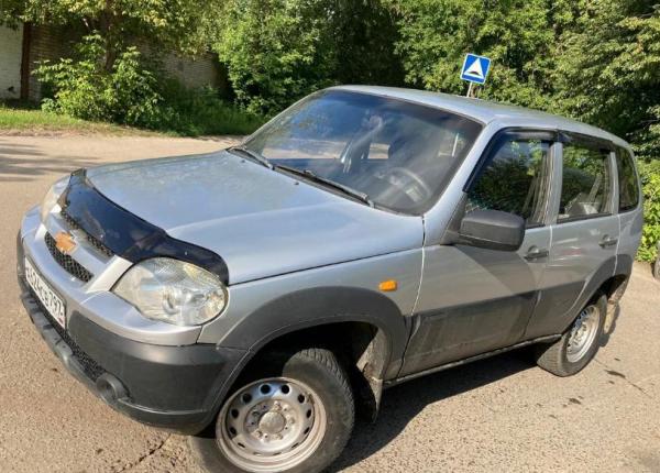 Chevrolet Niva, 2011 год выпуска с двигателем Бензин, 525 000 RUB в г. Москва