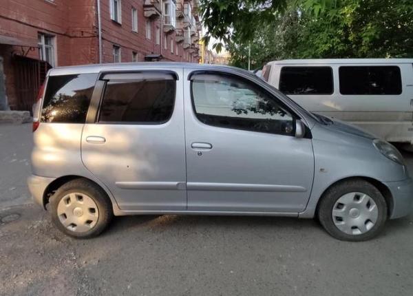 Toyota Funcargo, 2004 год выпуска с двигателем Бензин, 595 000 RUB в г. Красноярск