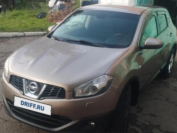 Nissan Qashqai, 2010 год выпуска с двигателем Бензин, 1 450 000 RUB в г. Красноярск