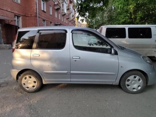 Toyota Funcargo, 2004 год выпуска с двигателем Бензин, 595 000 RUB в г. Красноярск