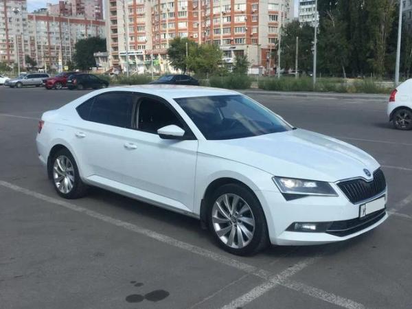 Skoda Superb, 2015 год выпуска с двигателем Бензин, 2 000 000 RUB в г. Воронеж