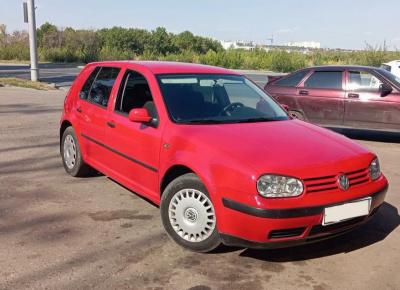 Фото Volkswagen Golf