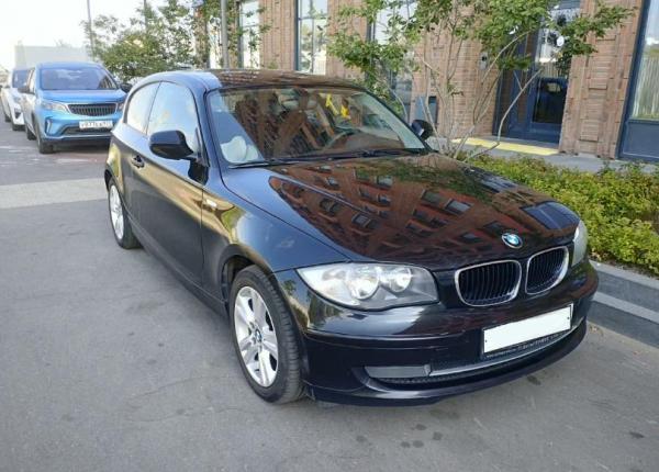 BMW 1 серия, 2011 год выпуска с двигателем Бензин, 1 050 000 RUB в г. Москва