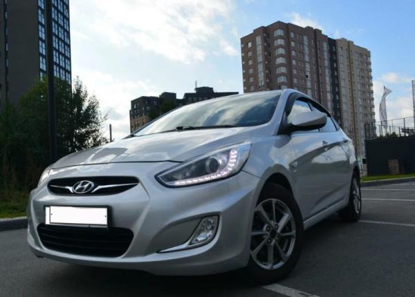 Hyundai Solaris, 2014 год выпуска с двигателем Бензин, 1 270 000 RUB в г. Тюмень