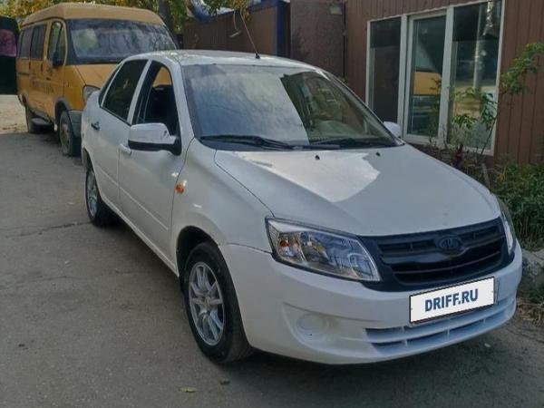 LADA (ВАЗ) Granta, 2012 год выпуска с двигателем Бензин, 250 000 RUB в г. Саратов