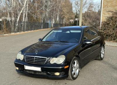 Фото Mercedes-Benz C-класс, 2005 год выпуска, с двигателем Бензин, 1 050 000 RUB в г. Омск