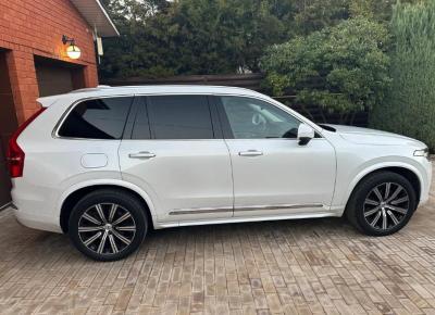 Фото Volvo XC90