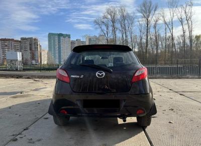 Фото Mazda 2