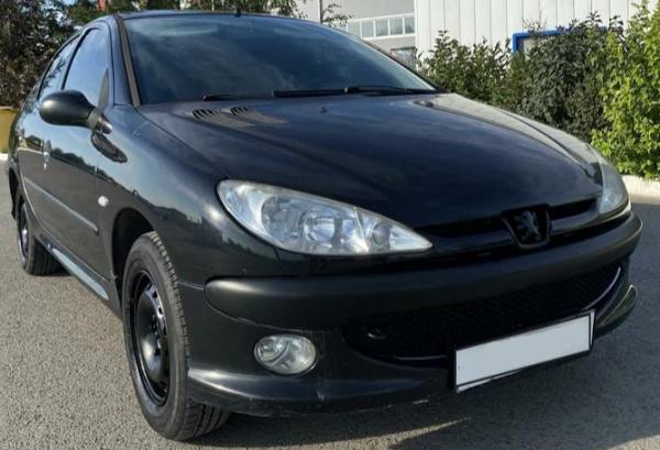 Peugeot 206, 2008 год выпуска с двигателем Бензин, 300 000 RUB в г. Омск