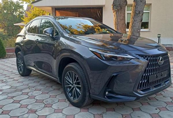 Lexus NX, 2022 год выпуска с двигателем Бензин, 5 277 000 RUB в г. Самара