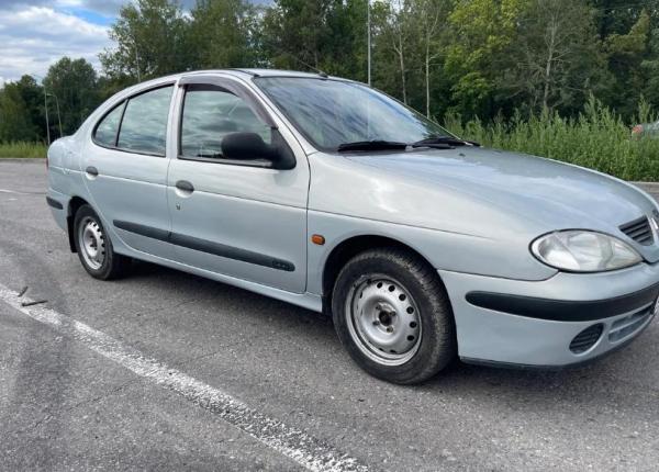 Renault Megane, 2001 год выпуска с двигателем Бензин, 330 000 RUB в г. Казань