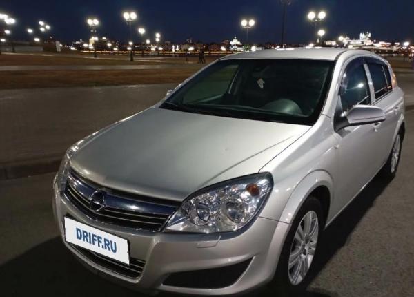 Opel Astra, 2011 год выпуска с двигателем Бензин, 600 000 RUB в г. Казань