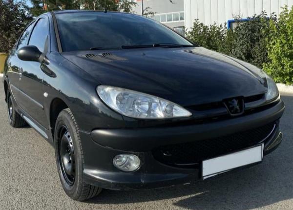 Peugeot 206, 2008 год выпуска с двигателем Бензин, 300 000 RUB в г. Омск