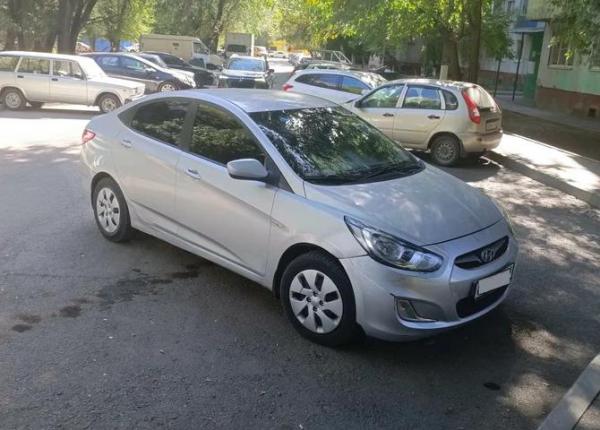 Hyundai Solaris, 2011 год выпуска с двигателем Бензин, 780 000 RUB в г. Ростов-на-Дону