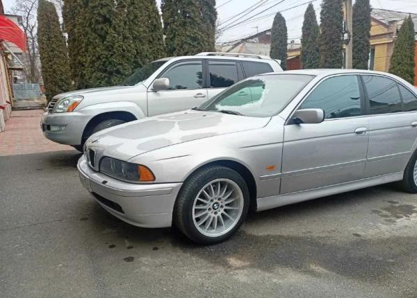 BMW 5 серия, 2001 год выпуска с двигателем Бензин, 1 000 000 RUB в г. Воронеж