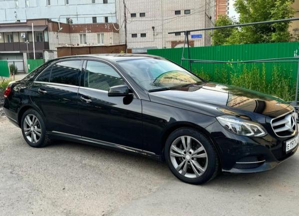 Mercedes-Benz E-класс, 2013 год выпуска с двигателем Дизель, 2 140 000 RUB в г. Казань