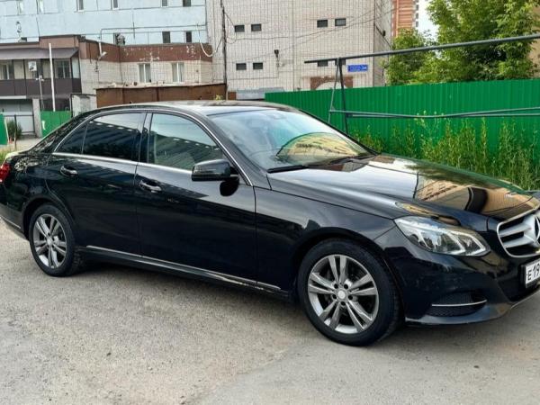 Mercedes-Benz E-класс, 2013 год выпуска с двигателем Дизель, 2 140 000 RUB в г. Казань