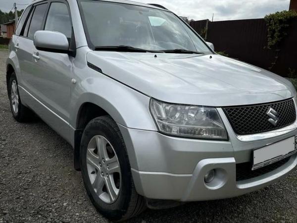 Suzuki Grand Vitara, 2007 год выпуска с двигателем Бензин, 1 050 000 RUB в г. Казань