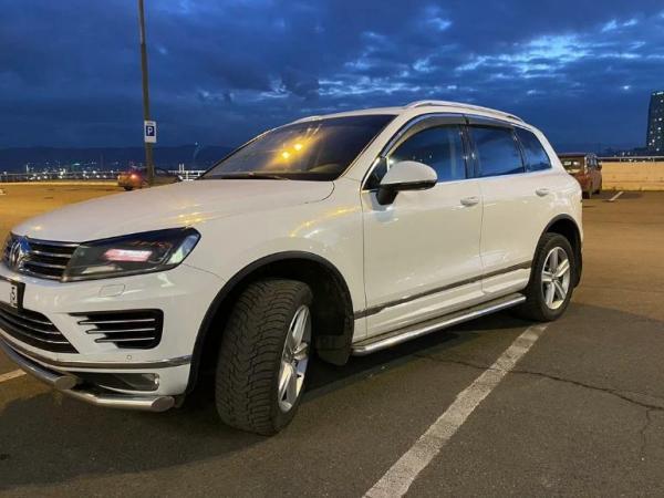 Volkswagen Touareg, 2015 год выпуска с двигателем Дизель, 4 000 000 RUB в г. Красноярск