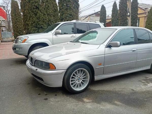 BMW 5 серия, 2001 год выпуска с двигателем Бензин, 1 000 000 RUB в г. Воронеж