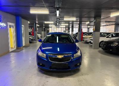 Фото Chevrolet Cruze