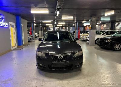 Фото Mazda 3