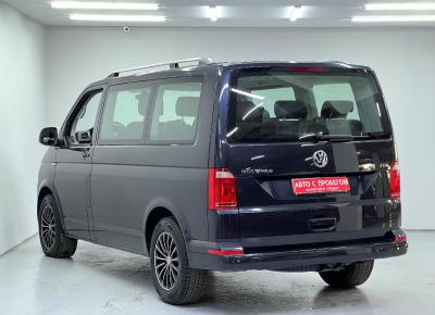 Фото Volkswagen Multivan