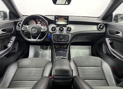 Фото Mercedes-Benz CLA