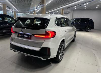 Фото BMW X1