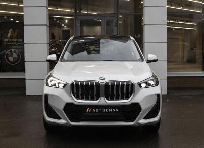 Фото BMW X1