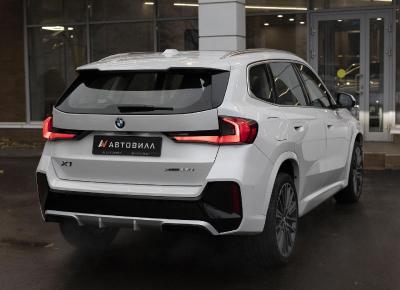 Фото BMW X1