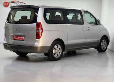 Фото Hyundai Grand Starex