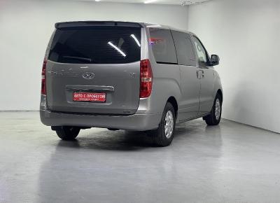 Фото Hyundai Grand Starex