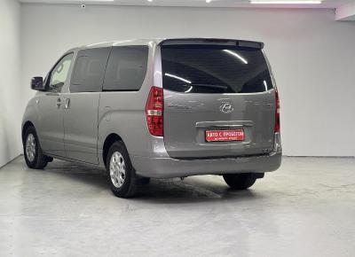 Фото Hyundai Grand Starex