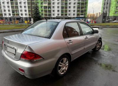 Фото Mitsubishi Lancer