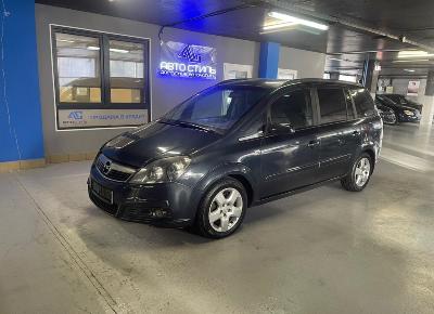 Фото Opel Zafira