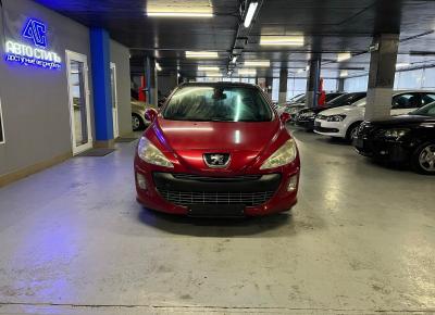 Фото Peugeot 308