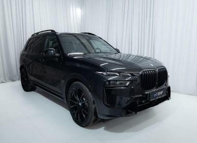 Фото BMW X7