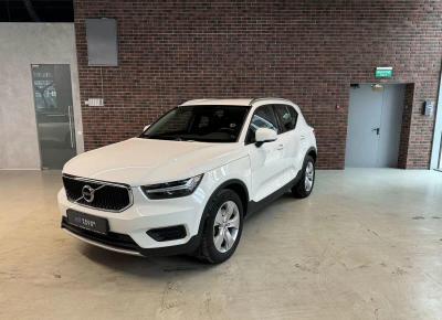 Фото Volvo XC40